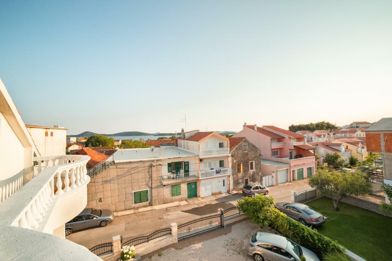 Apartments Lipic Vodice Eksteriør billede