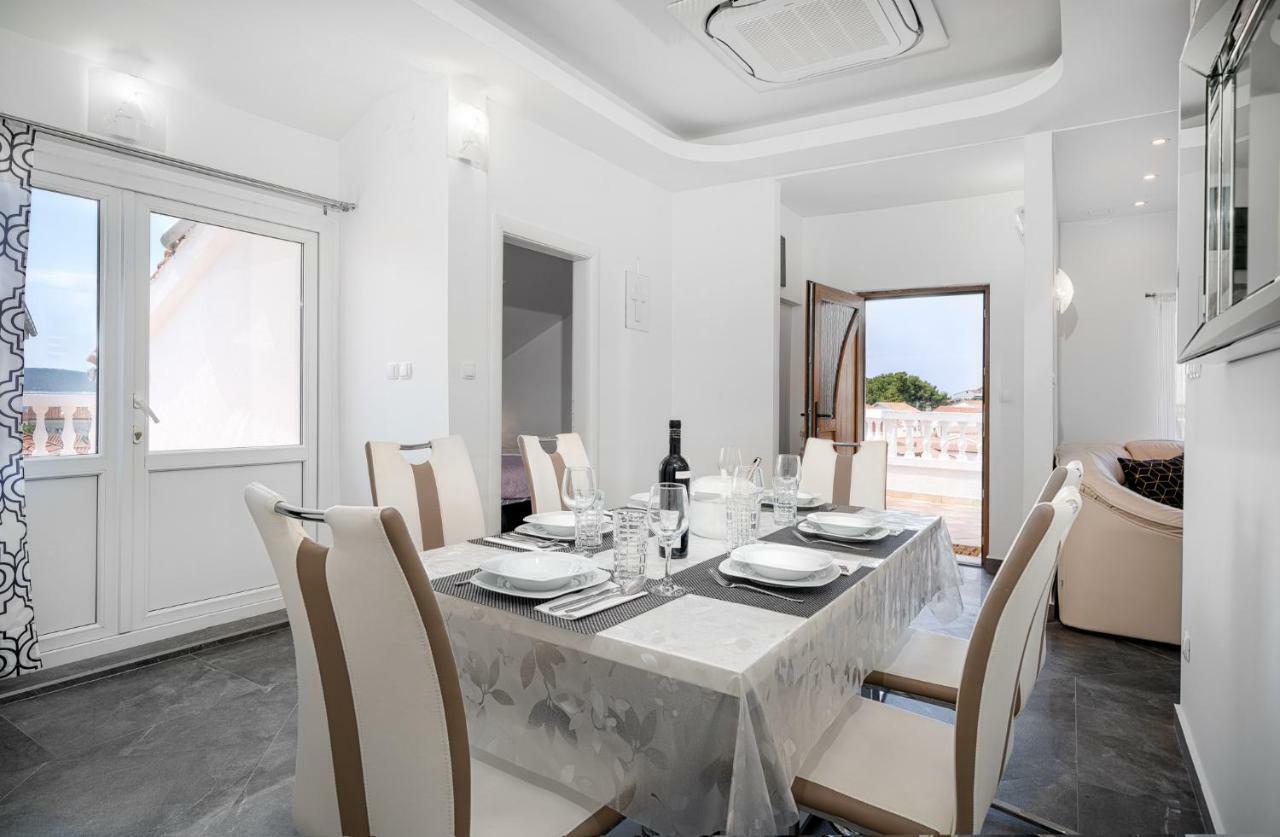 Apartments Lipic Vodice Eksteriør billede